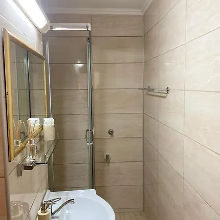 Panoramic With Balcony And Parcul Unirii View Apartment Alba Iulia