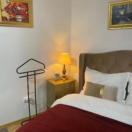 Panoramic With Balcony And Parcul Unirii View * Alba Iulia